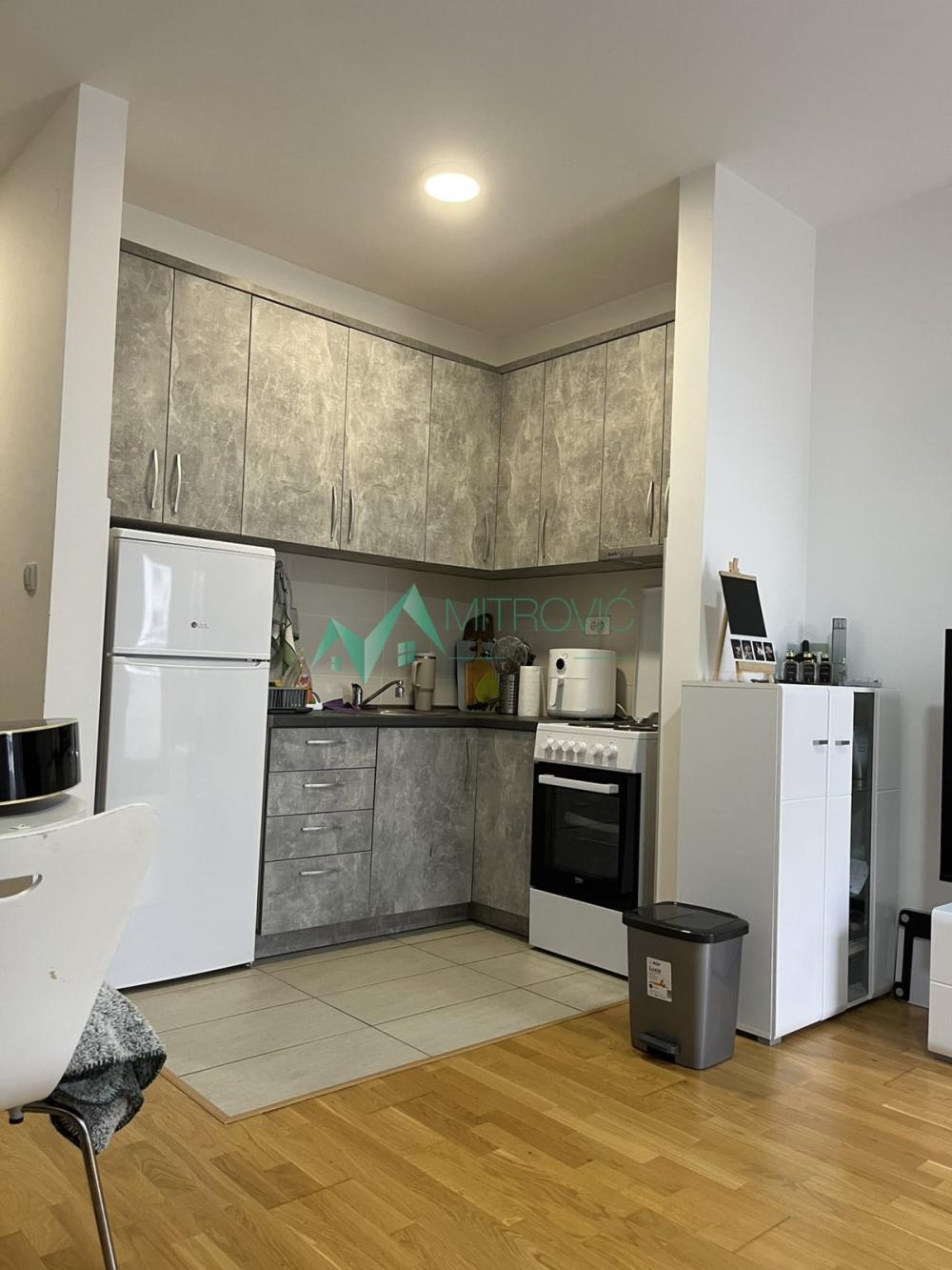Slika 3 - Jednosoban stan za izdavanje, 27m2, 300€