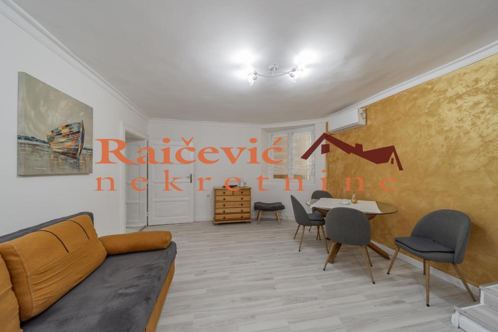 Slika 3 - Molerova, Jednoiposoban stan na prodaju, 40m2, 197.000€