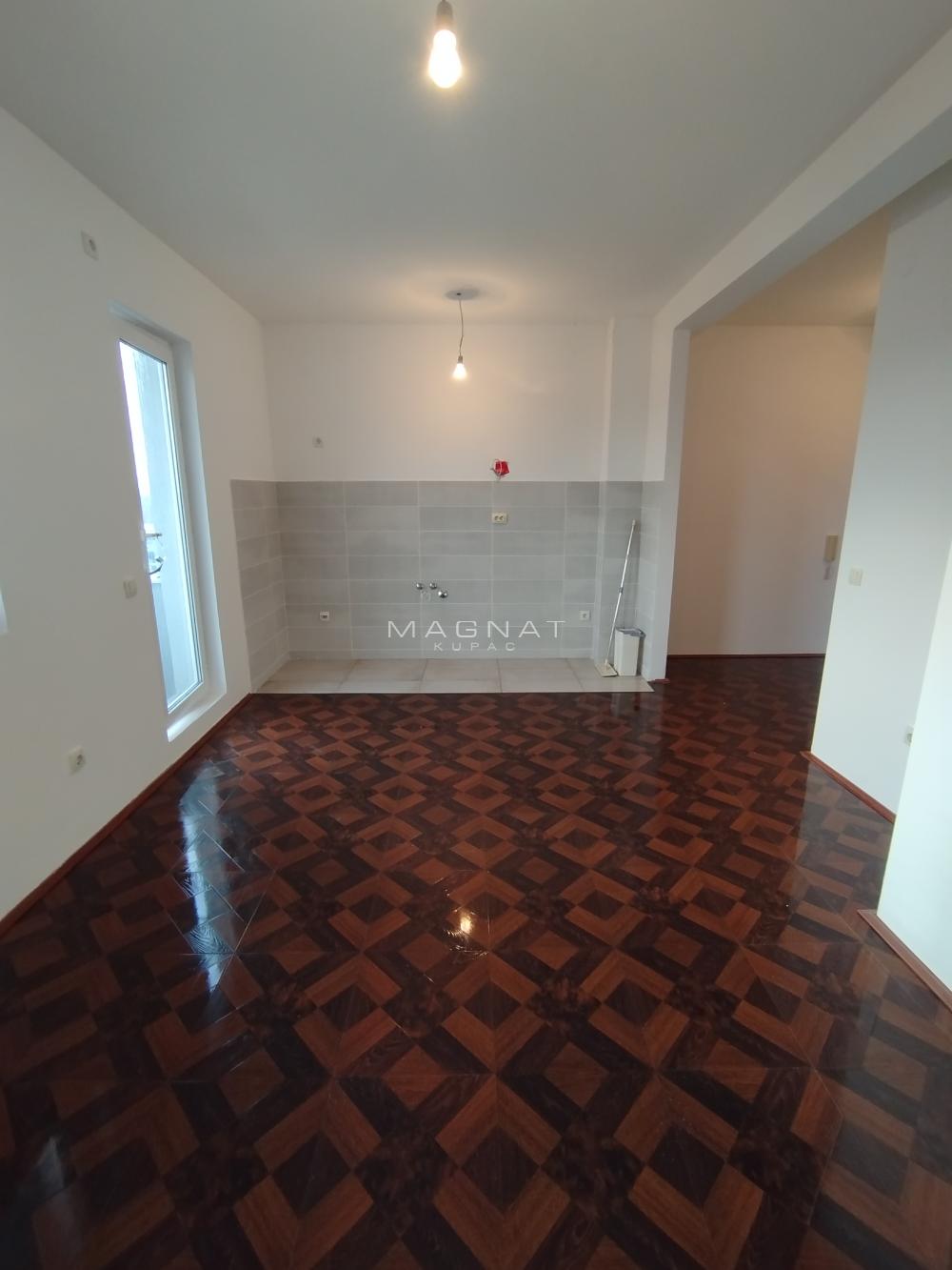 Slika 3 - Sutjeska 7, Dvoiposoban stan na prodaju, 47m2, 75.000€