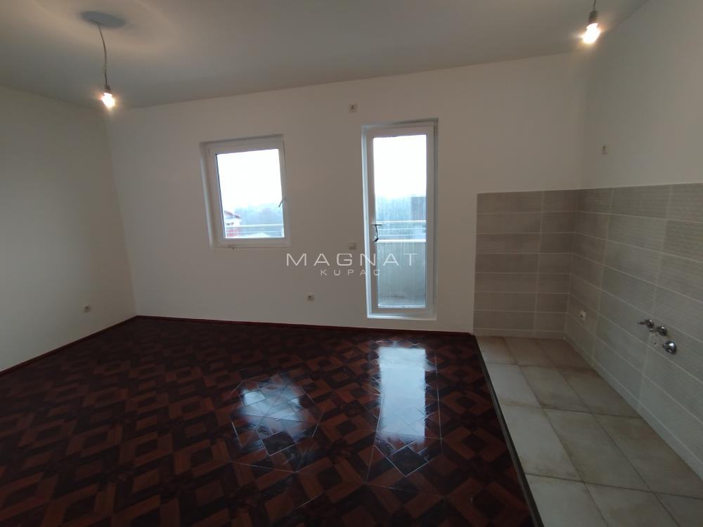 Slika 1 - Sutjeska 7, Dvoiposoban stan na prodaju, 47m2, 75.000€
