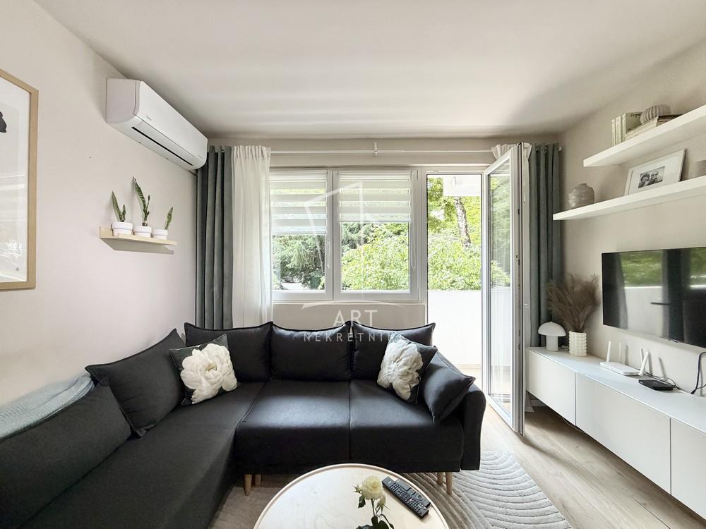 Slika 1 - Dr Nika Miljanića, Dvoiposoban stan na prodaju, 44m2, 165.000€