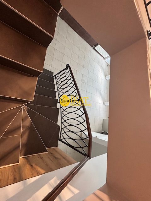 Slika 10 - Cara Nikolaja II,  Lokal na prodaju, 42m2, 530.000€