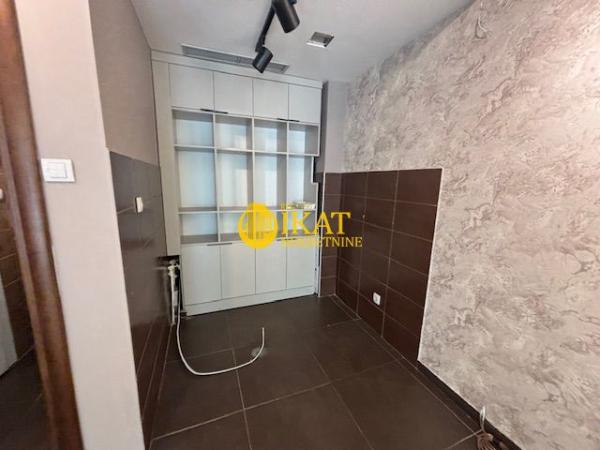 Slika 11 - Cara Nikolaja II,  Lokal na prodaju, 42m2, 530.000€