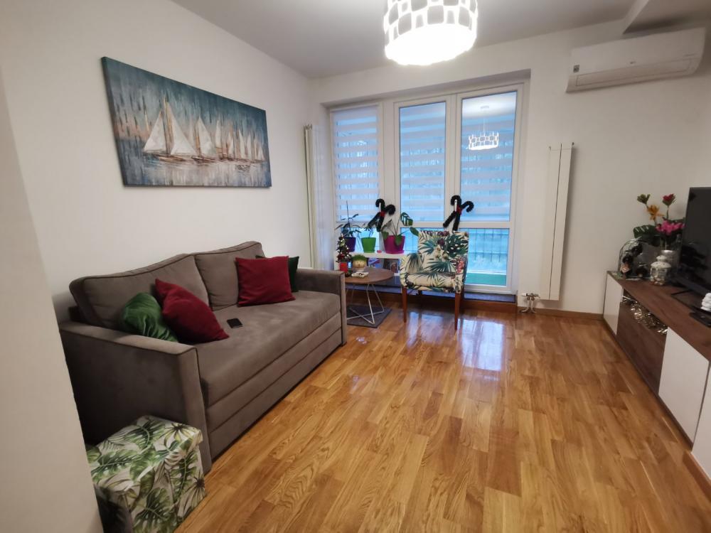Glavna slika -Čingrijina, Trosoban stan za izdavanje, 64m2, 770€