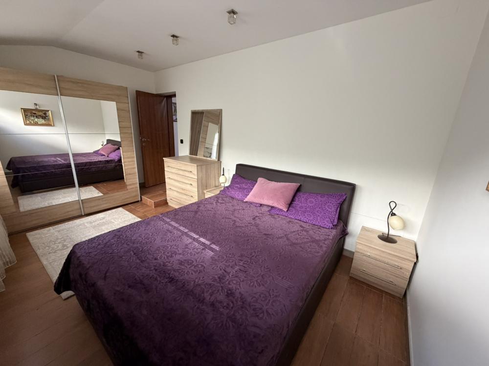 Slika 9 - Velisava Vulovića, Petosoban stan za izdavanje, 180m2, 1.500€