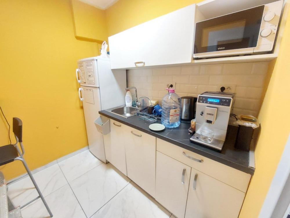 Slika 10 - Brankova,  Lokal za izdavanje, 120m2, 1.600€