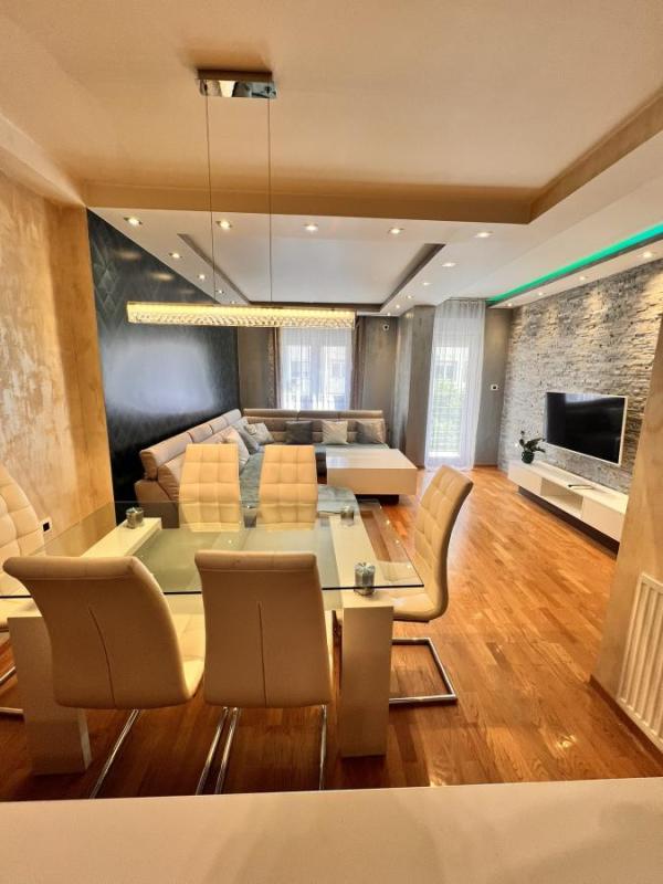 Glavna slika oglasa 398944