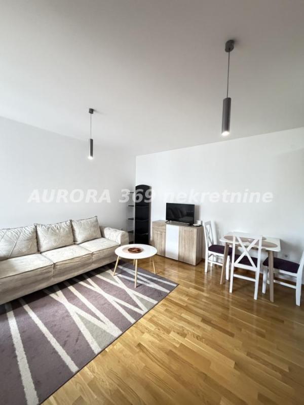Glavna slika oglasa 398946