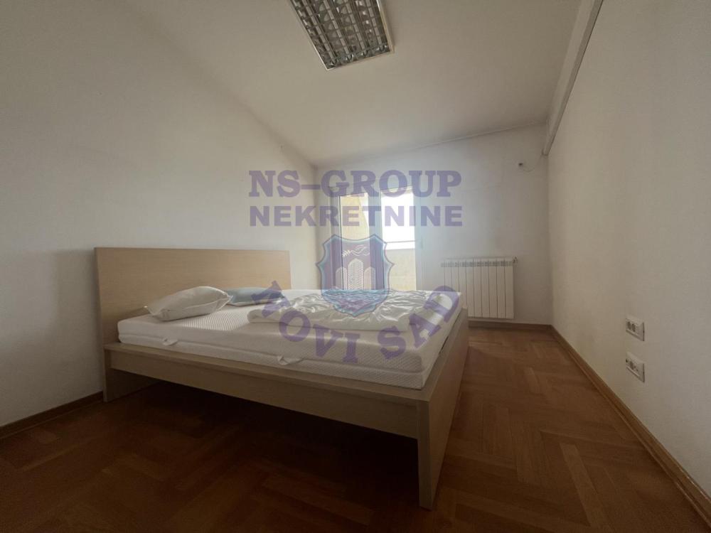 Slika 2 - Petosoban stan na prodaju, 234m2, 602.550€