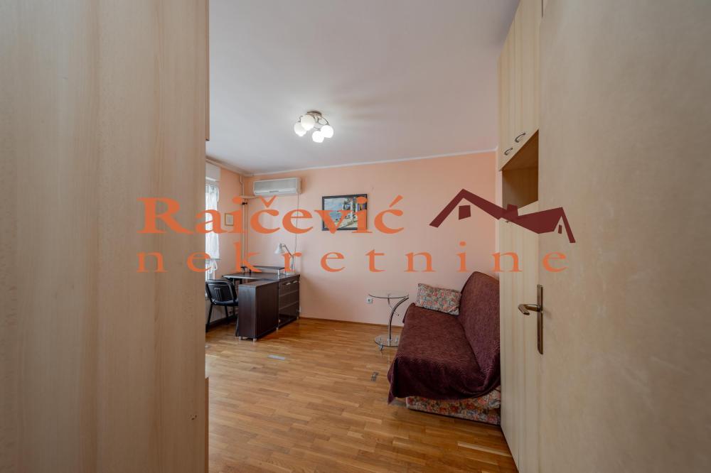 Glavna slika oglasa 399043