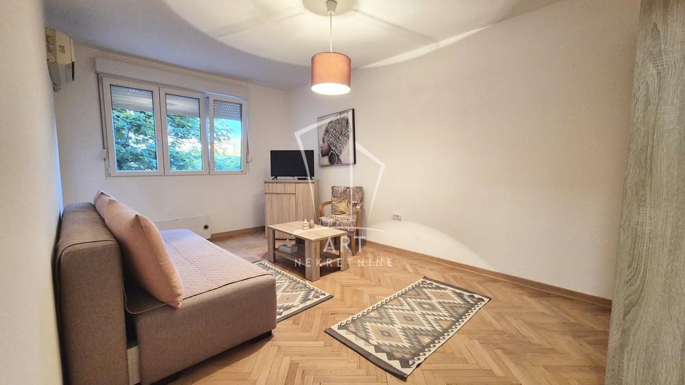 Slika 4 - Danteova, Jednoiposoban stan za izdavanje, 36m2, 400€