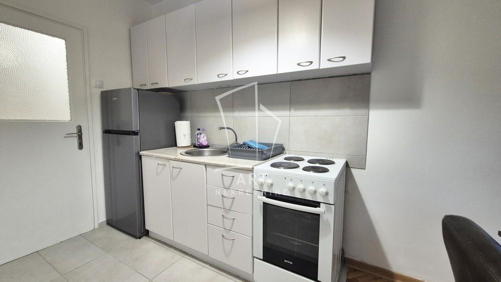 Slika 5 - Danteova, Jednoiposoban stan za izdavanje, 36m2, 400€