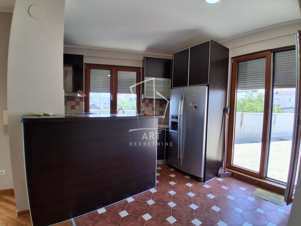 Slika 3 - Gostivarska, Četvorosoban stan za izdavanje, 101m2, 1.200€