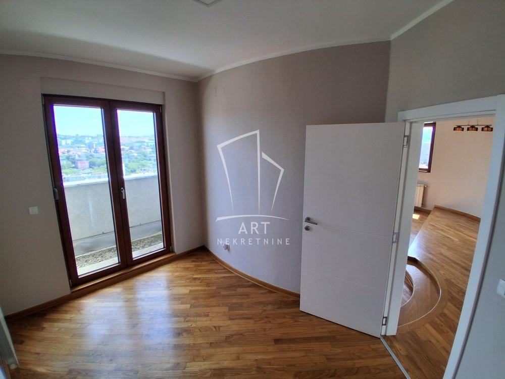 Slika 6 - Gostivarska, Četvorosoban stan za izdavanje, 101m2, 1.200€