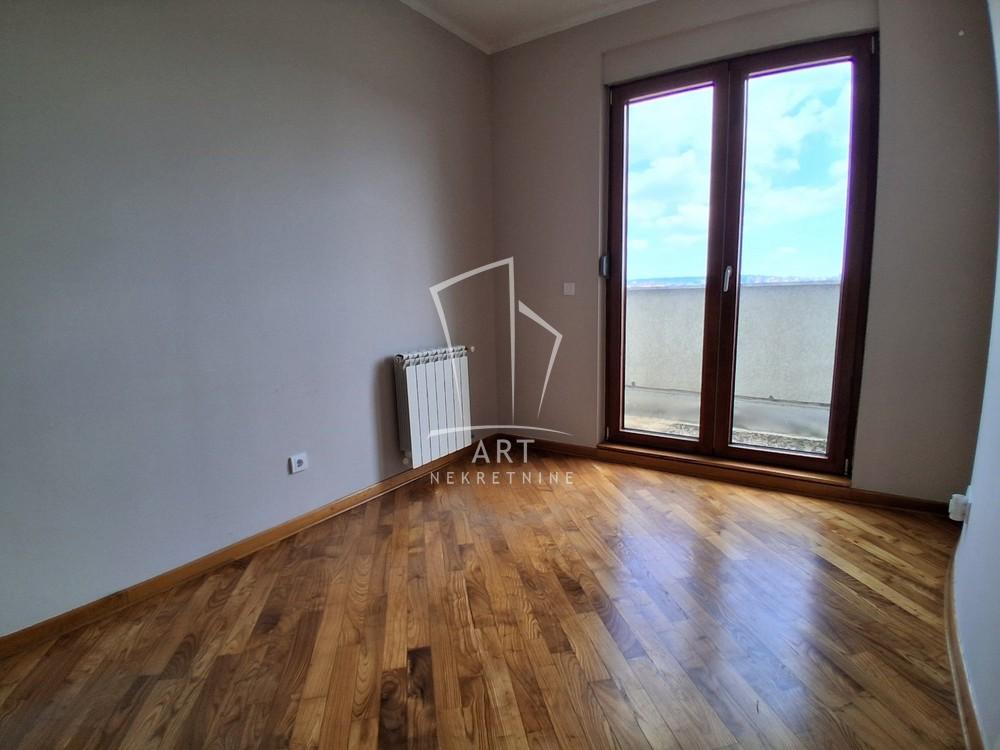 Slika 7 - Gostivarska, Četvorosoban stan za izdavanje, 101m2, 1.200€