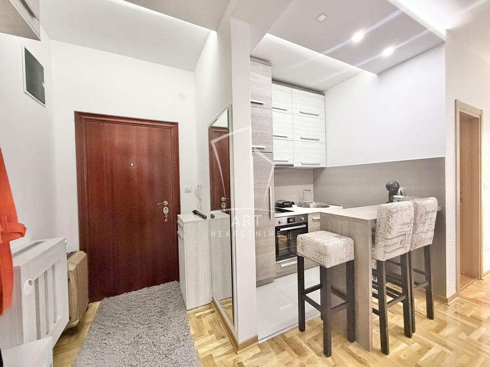 Slika 8 - Miljana Miljanića, Dvosoban stan za izdavanje, 42m2, 400€