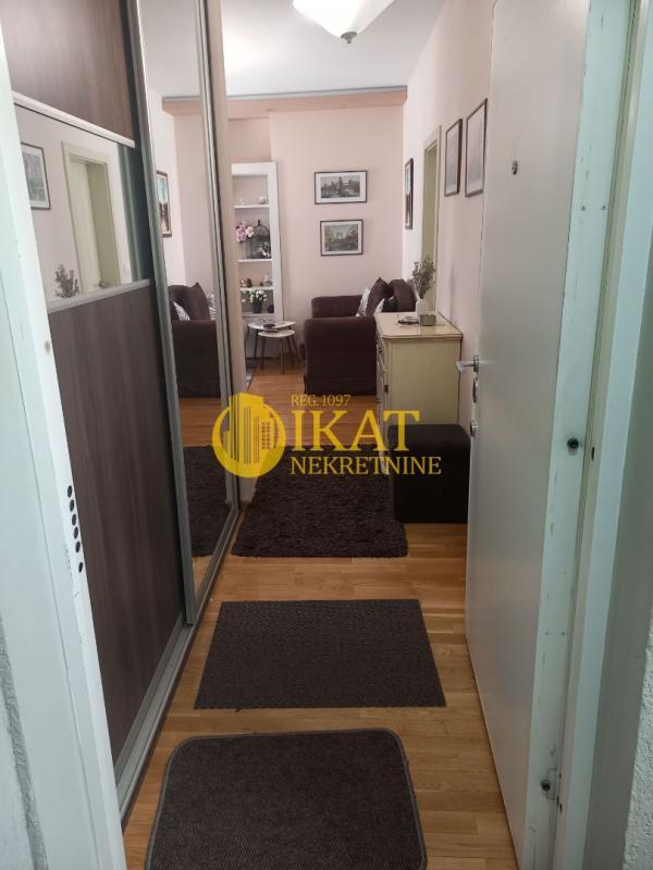 Glavna slika -Trosoban stan za izdavanje, 100m2, 850€
