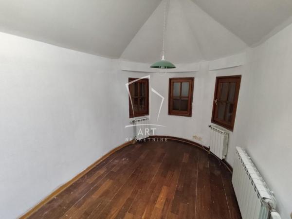 Slika 2 - Južni Bulevar, Trosoban stan za izdavanje, 80m2, 500€