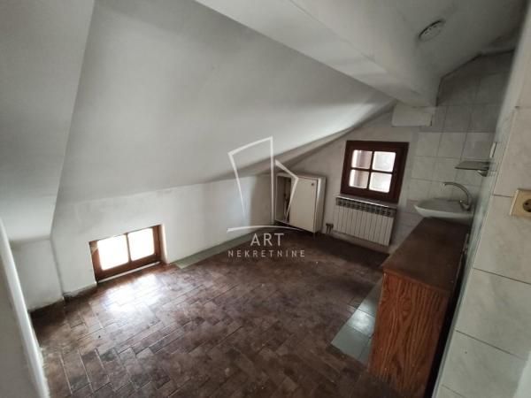 Slika 5 - Južni Bulevar, Trosoban stan za izdavanje, 80m2, 500€