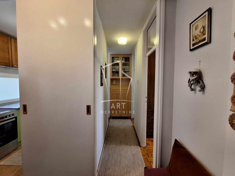 Slika 10 - Milentija Popovića, Dvoiposoban stan za izdavanje, 67m2, 700€