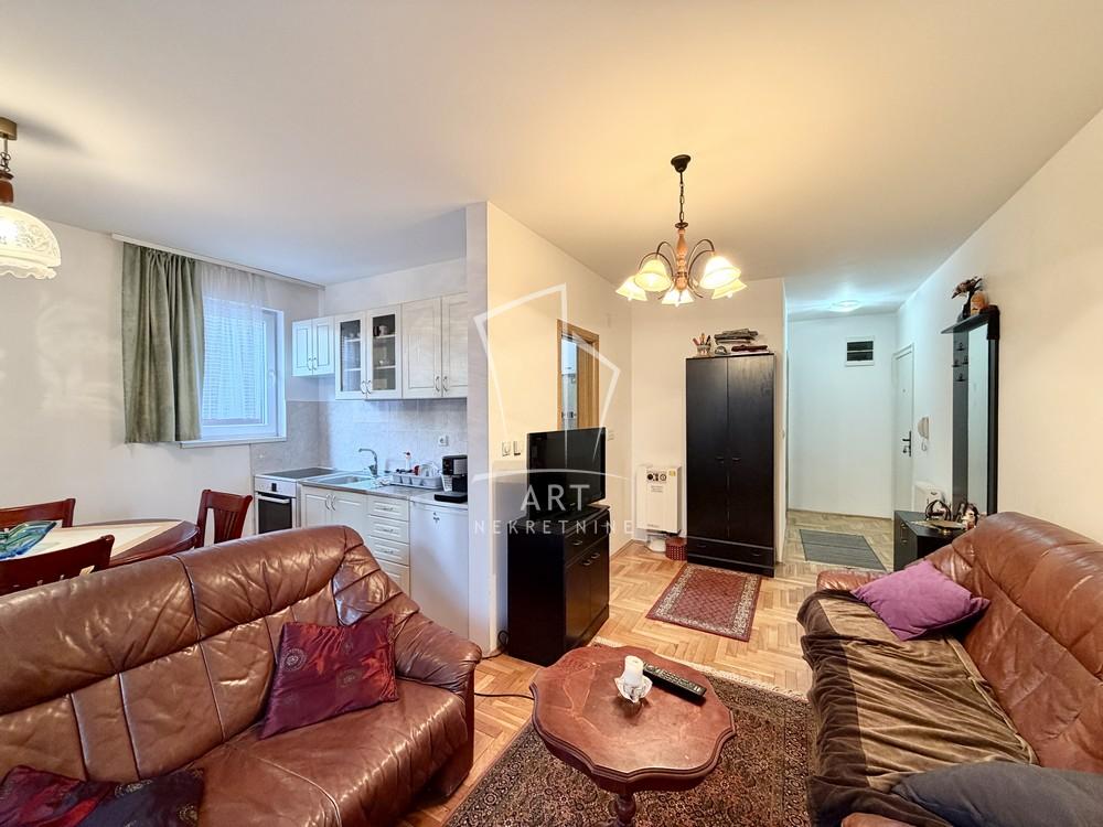 Slika 1 - Ilije Pavlovića, Dvosoban stan na prodaju, 42m2, 120.000€