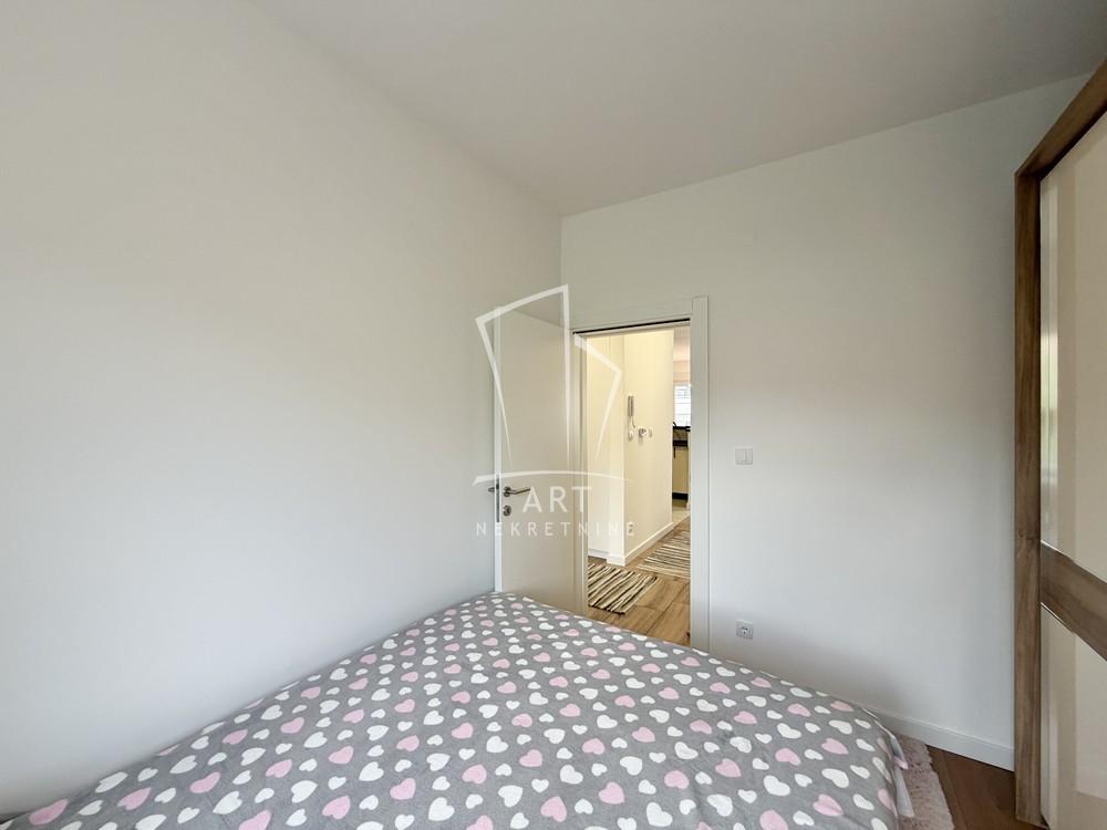 Slika 8 - Isidore Sekulić, Dvoiposoban stan na prodaju, 56m2, 165.000€
