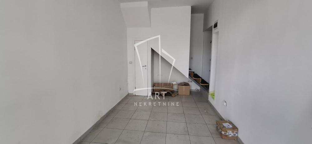 Slika 1 - Bulevar Kralja Aleksandra,  Lokal za izdavanje, 15m2, 900€