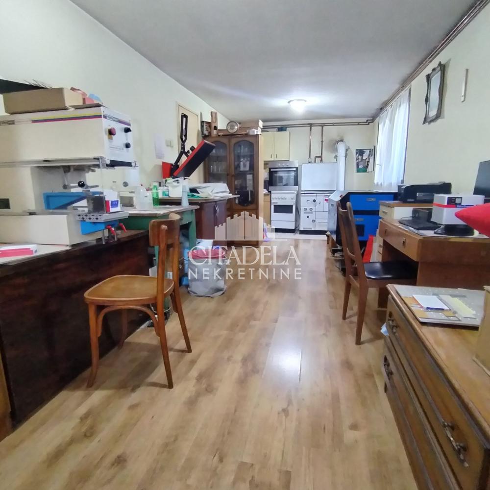 Slika 10 - Mike Ćurčića,  Kuća na prodaju, 140m2, 180.000€