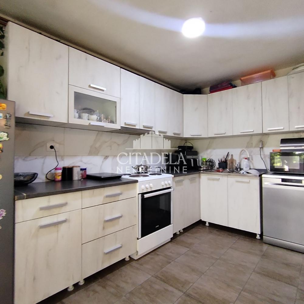 Slika 5 - Mike Ćurčića,  Kuća na prodaju, 140m2, 180.000€