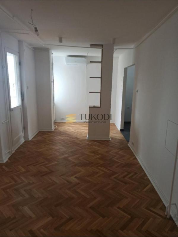 Glavna slika -Dvosoban stan za izdavanje, 55m2, 350€