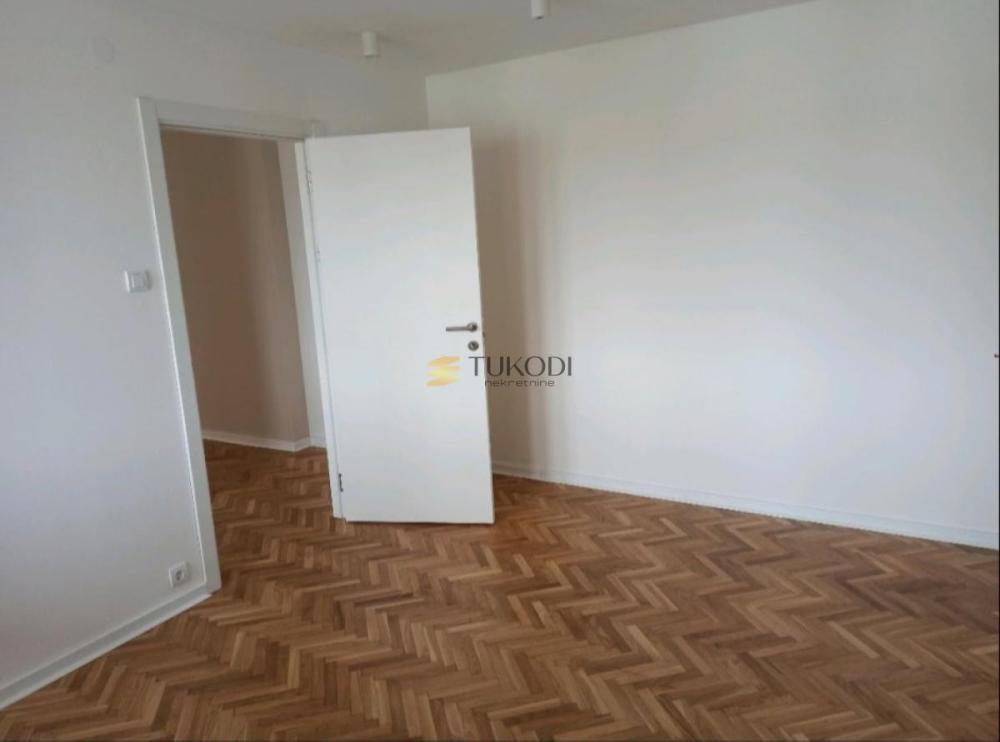 Slika 2 - Dvosoban stan za izdavanje, 55m2, 350€