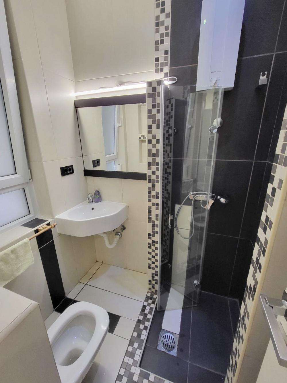 Slika 10 - Višnjićeva, Dvosoban stan za izdavanje, 45m2, 850€