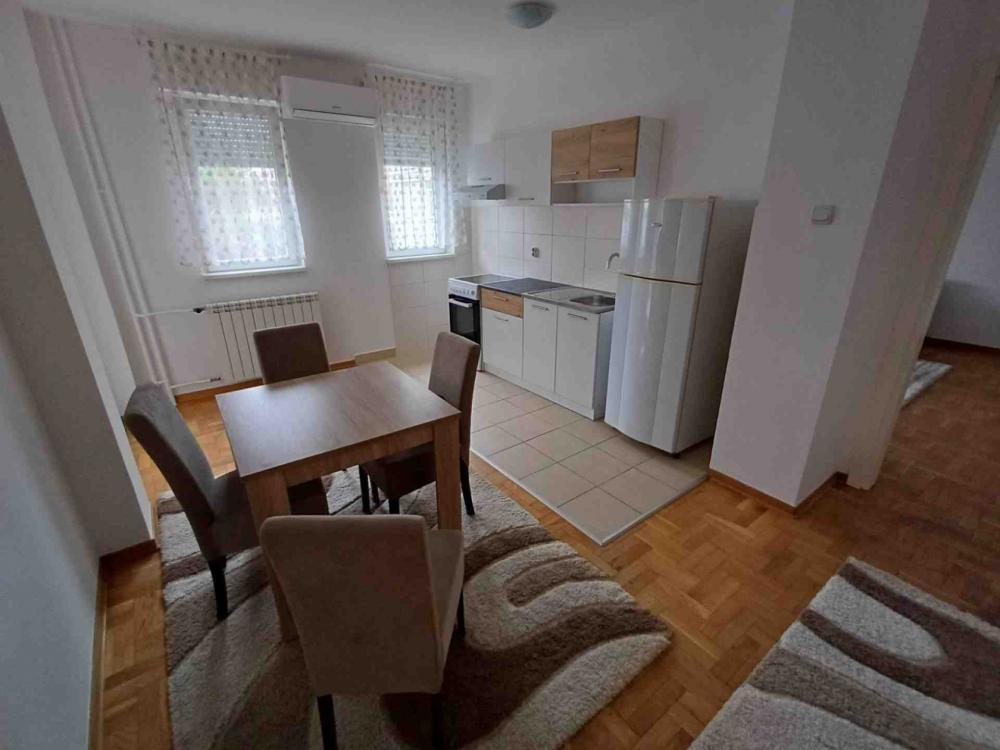 Slika 3 - Matije Vukovića, Jednoiposoban stan za izdavanje, 52m2, 400€