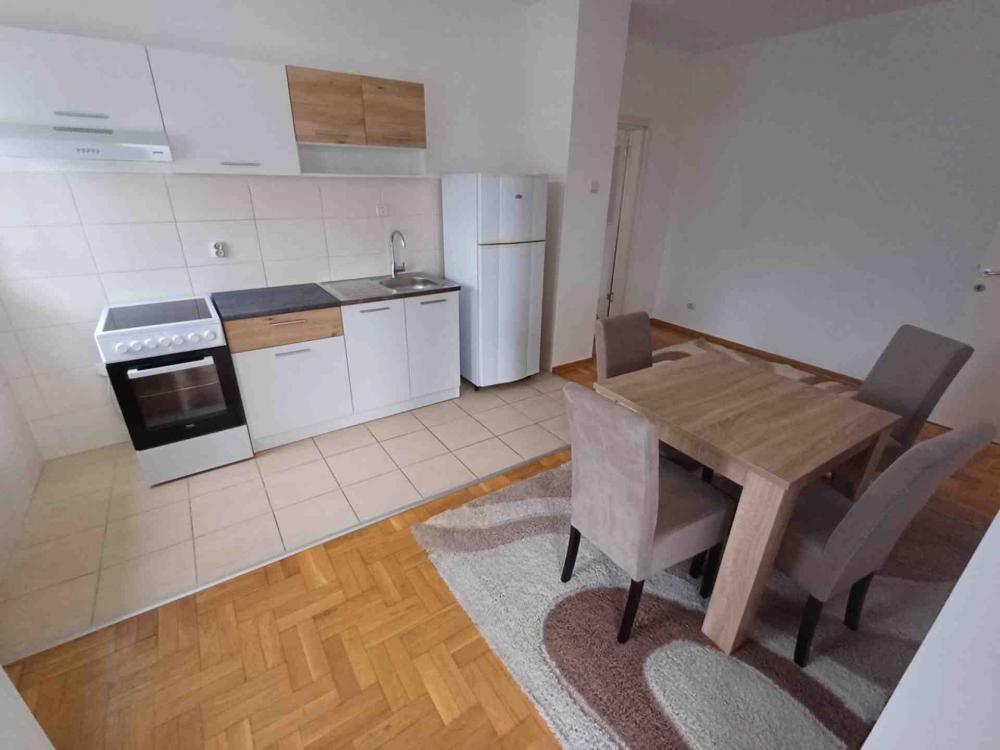 Slika 5 - Matije Vukovića, Jednoiposoban stan za izdavanje, 52m2, 400€