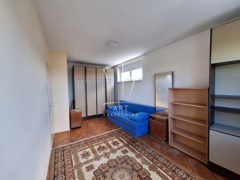 Slika 2 - Laze Kostića, Trosoban stan za izdavanje, 56m2, 400€