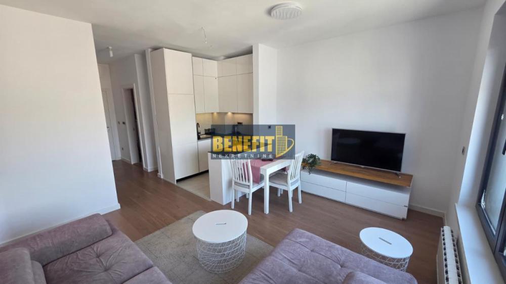 Slika 1 - Dvosoban stan za izdavanje, 42m2, 800€