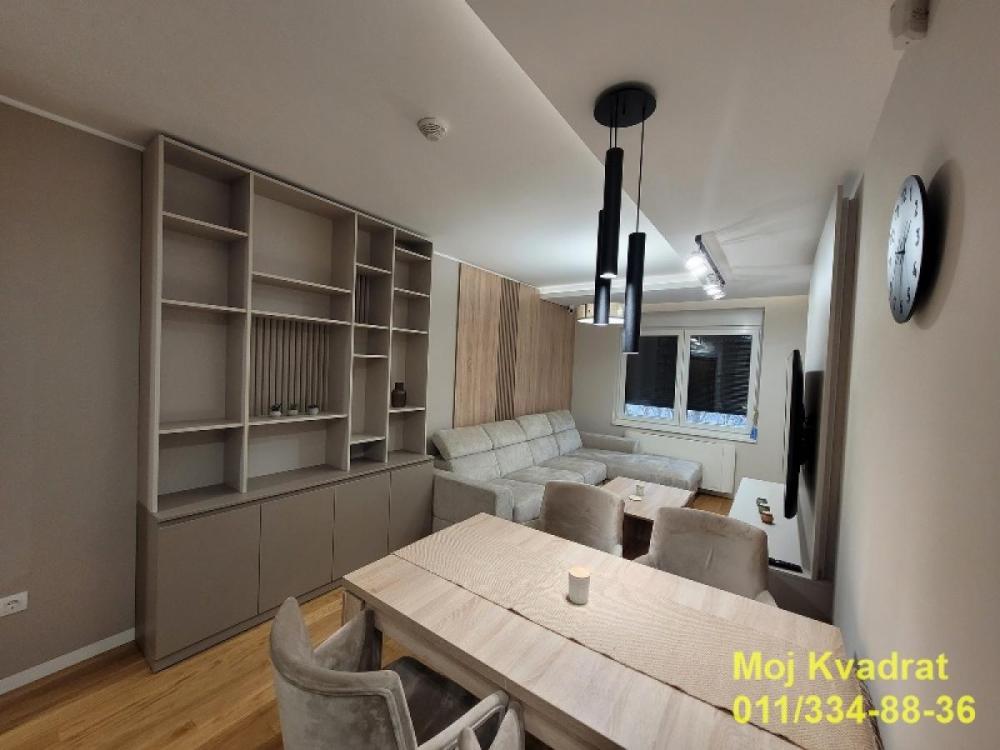 Slika 1 - Dvosoban stan za izdavanje, 45m2, 650€
