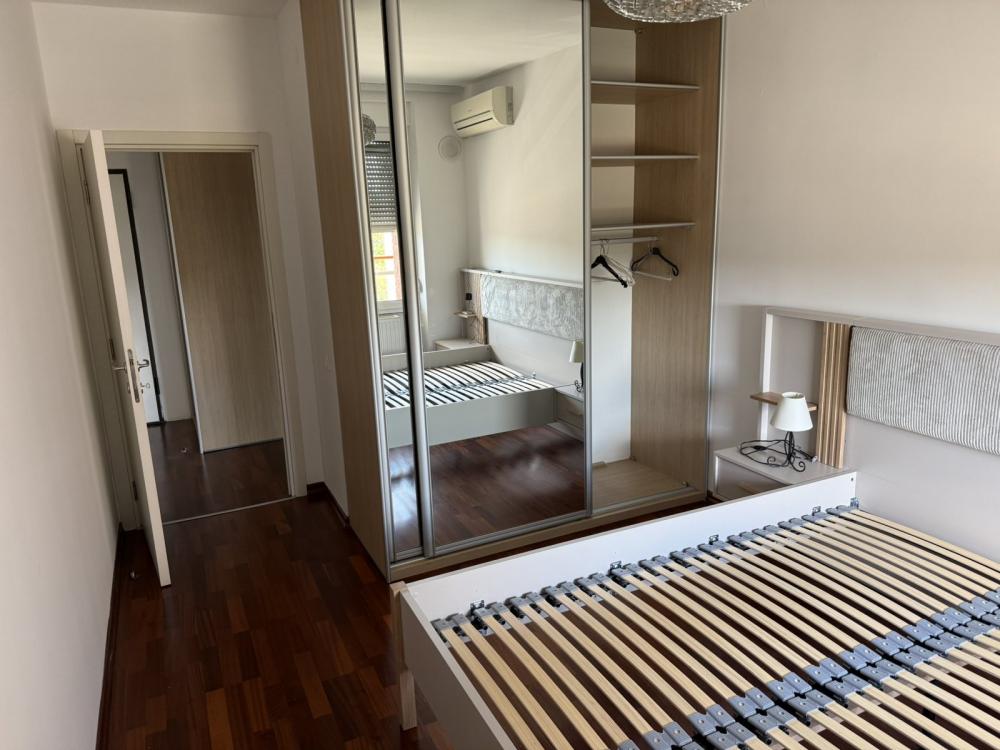 Slika 6 - Vladimira Popovića, Dvosoban stan za izdavanje, 68m2, 1.000€