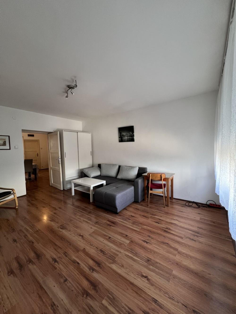 Slika 1 - Sarajevska, Dvosoban stan za izdavanje, 54m2, 600€