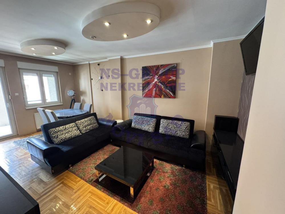 Glavna slika -Trosoban stan na prodaju, 72m2, 192.820€