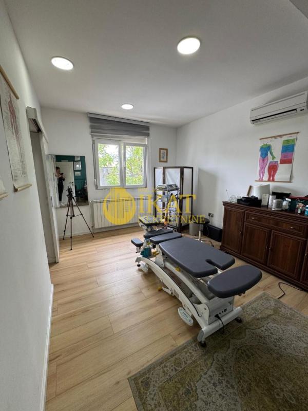 Slika 3 - Vidikovački venac,  Lokal za izdavanje, 81m2, 650€