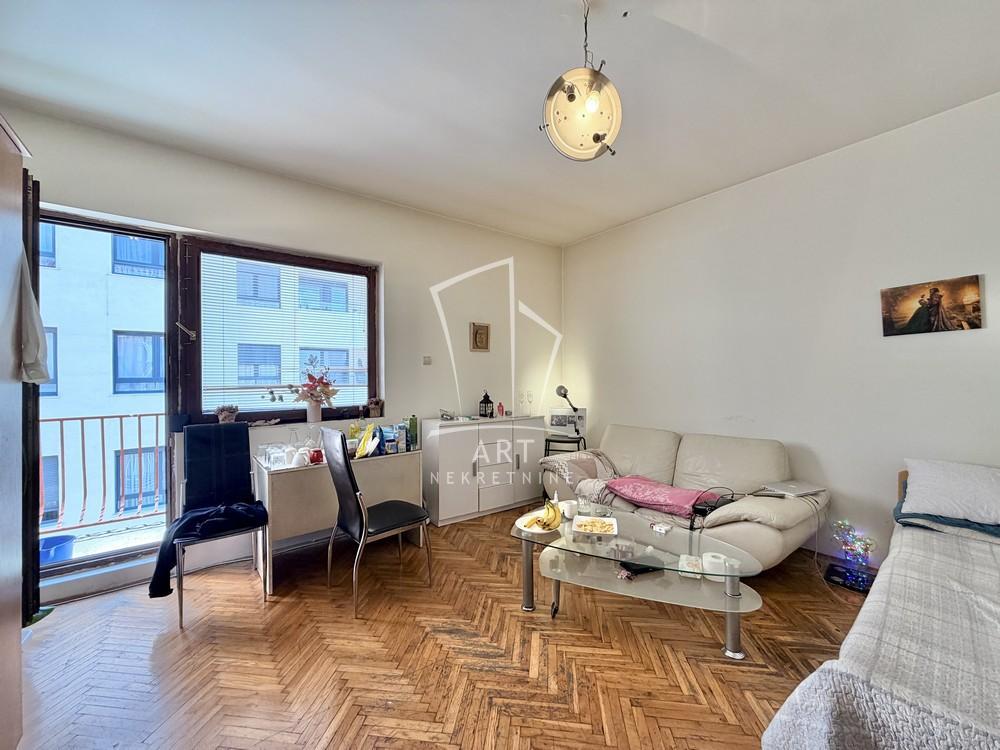Glavna slika -Ljube Didića, Petosoban stan na prodaju, 67m2, 295.000€