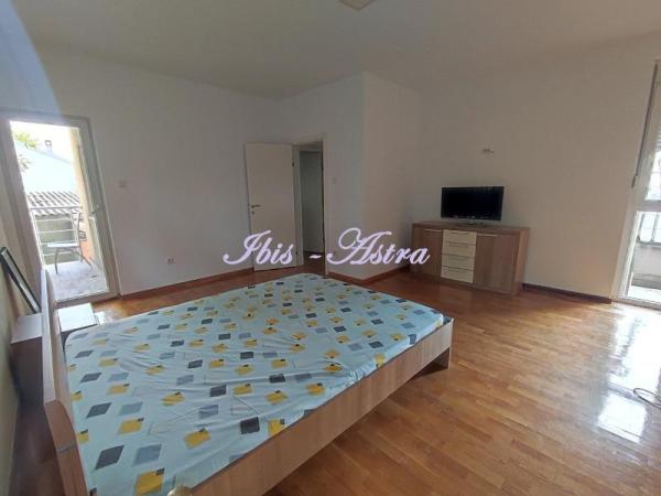 Slika 10 - Ruže Jovanović, Četvorosoban stan za izdavanje, 127m2, 850€