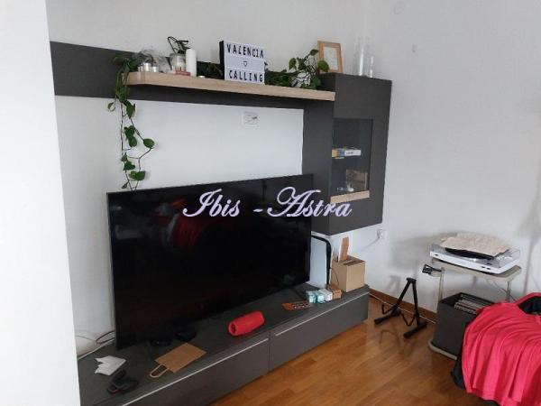 Slika 1 - Ruže Jovanović, Četvorosoban stan za izdavanje, 127m2, 850€