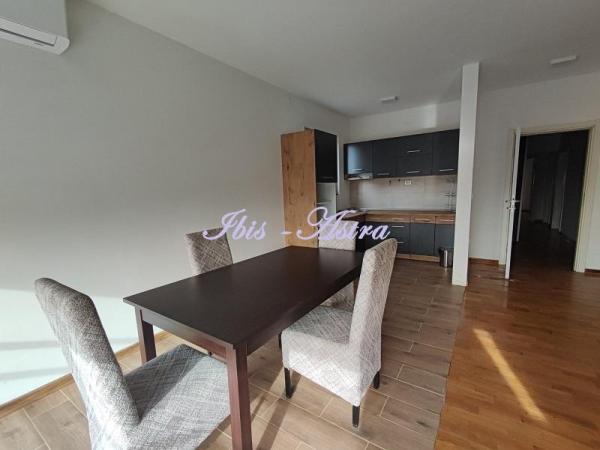 Slika 5 - Ruže Jovanović, Četvorosoban stan za izdavanje, 127m2, 850€