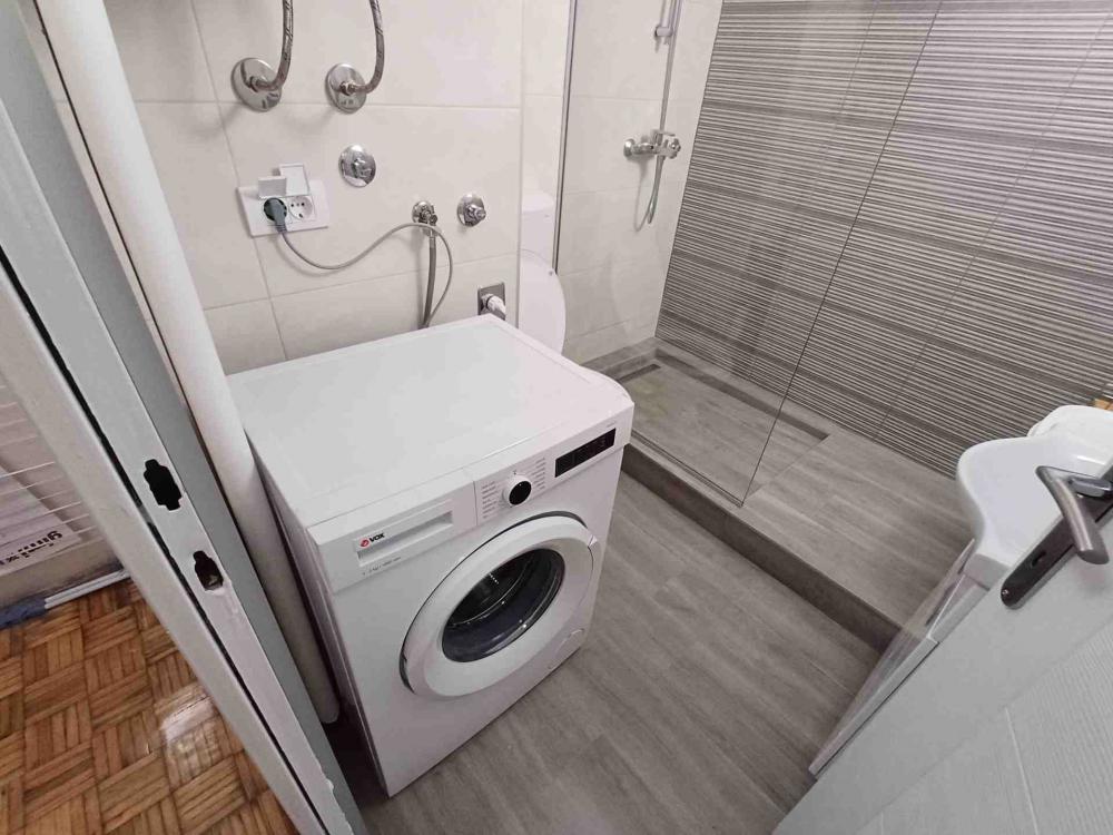 Slika 6 - Vespučijeva, Jednosoban stan za izdavanje, 45m2, 380€