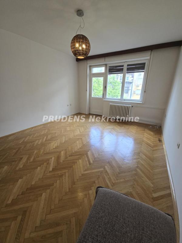 Slika 6 - Admirala Geprata, Dvosoban stan za izdavanje, 72m2, 800€
