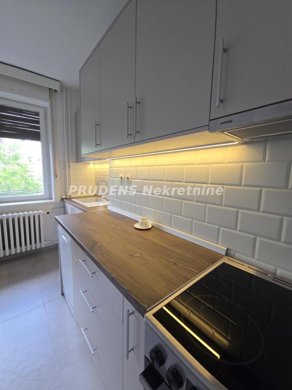 Slika 11 - Admirala Geprata, Dvosoban stan za izdavanje, 72m2, 800€