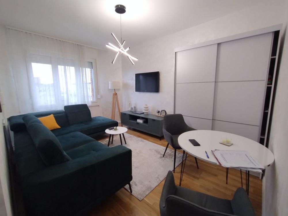 Glavna slika -Šafarikova, Dvosoban stan za izdavanje, 36m2, 750€