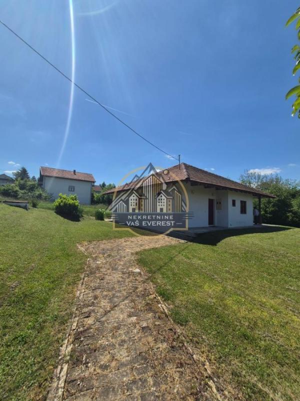 Slika 1 - Put za Lipar,  Kuća na prodaju, 118m2, 179.000€